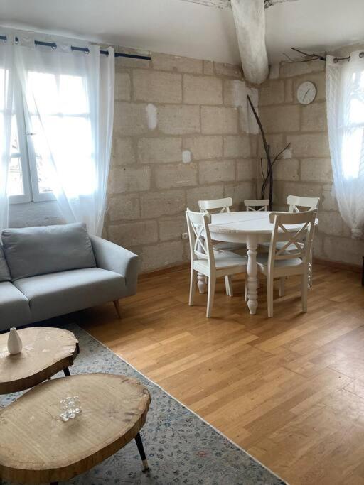La Cigale Διαμέρισμα Beaucaire  Εξωτερικό φωτογραφία